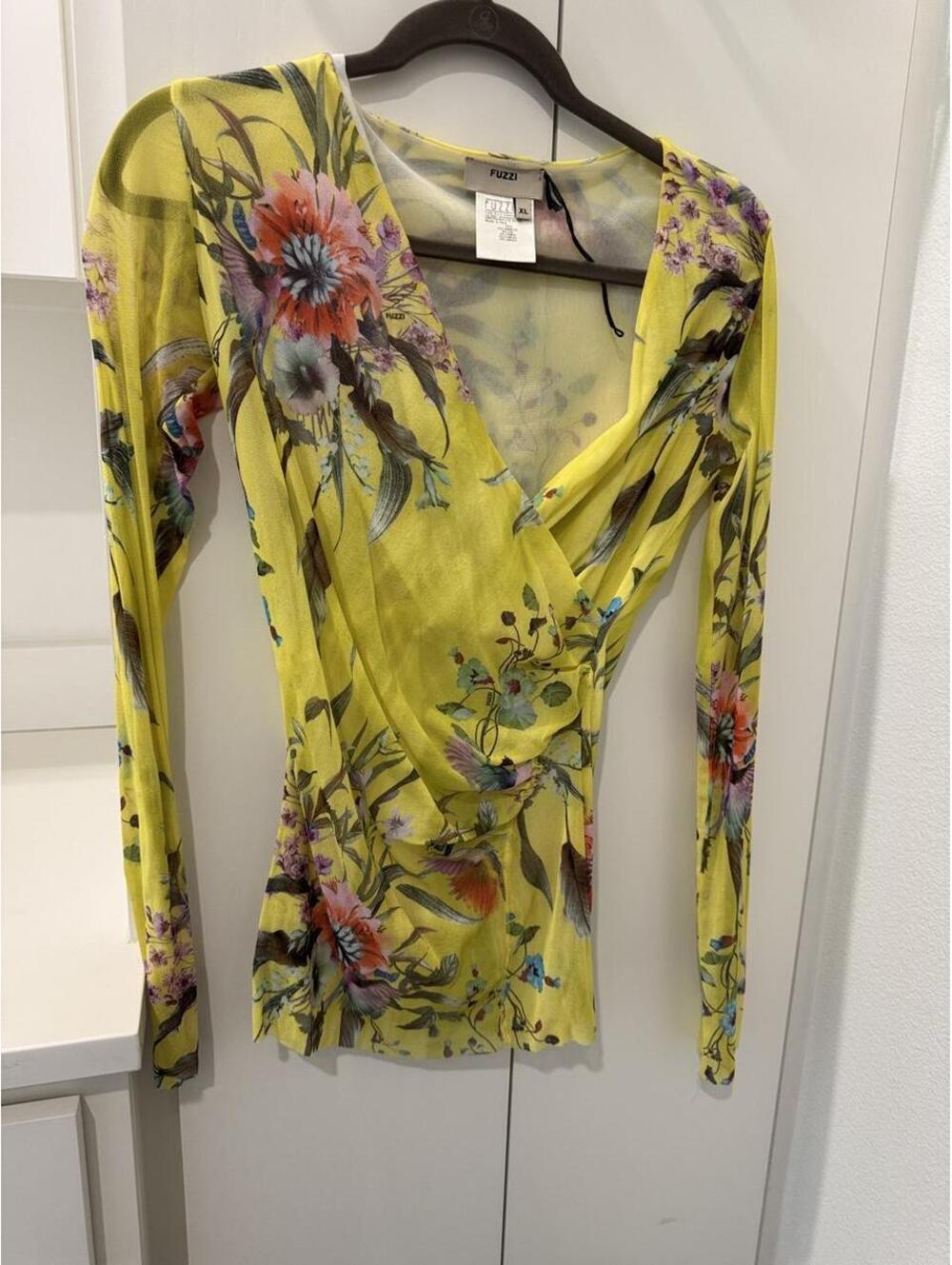 Fuzzi Floral Top - Picture 2 of 3